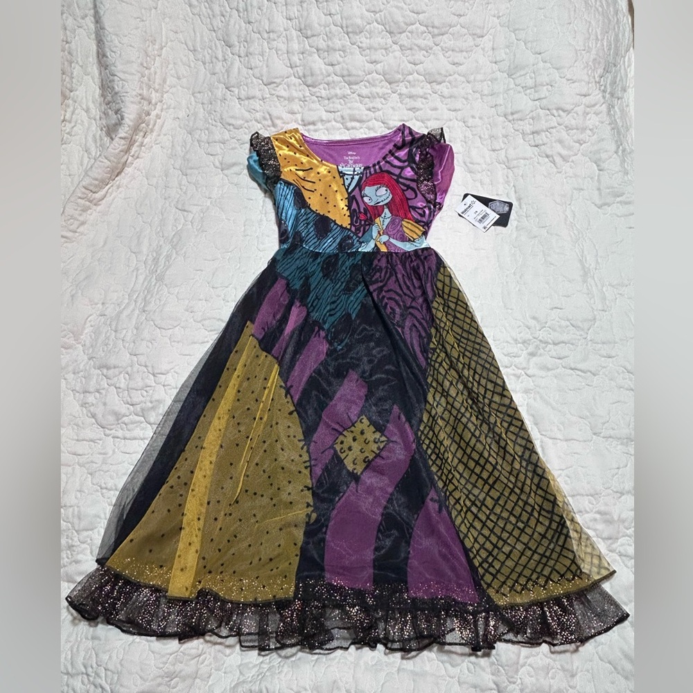 Disney Tim Burton The Nightmare Before Christmas Girl’s NWT Size 7/8 Nightgown